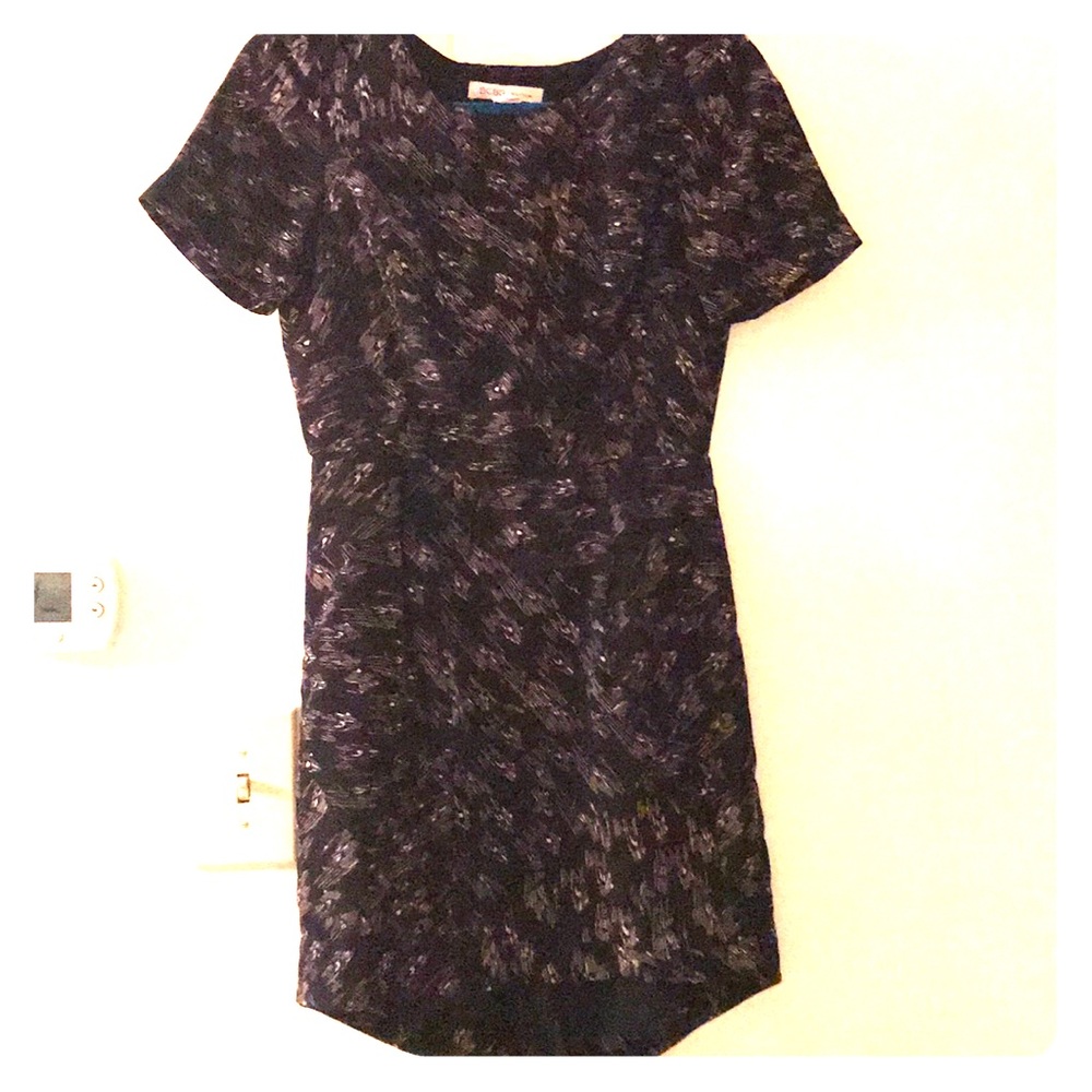 BCBGeneration sz 4 cutout dress